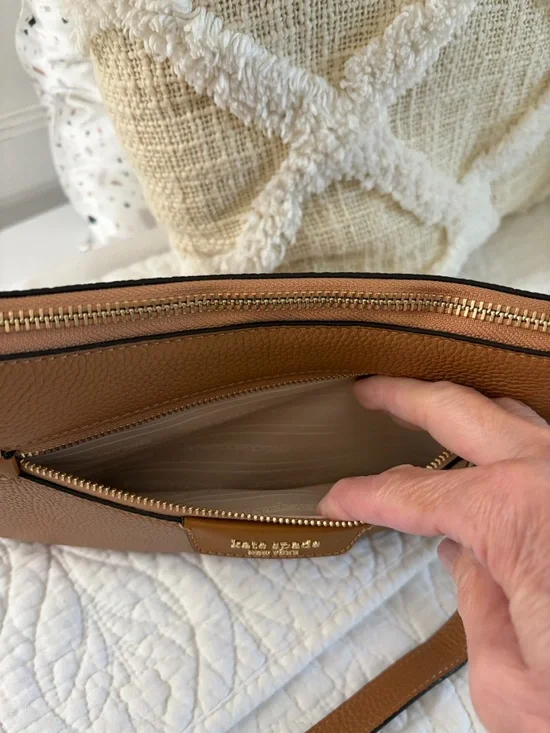 kate spade tan pebbled leather Hudson crossbody - Picture 5 of 11